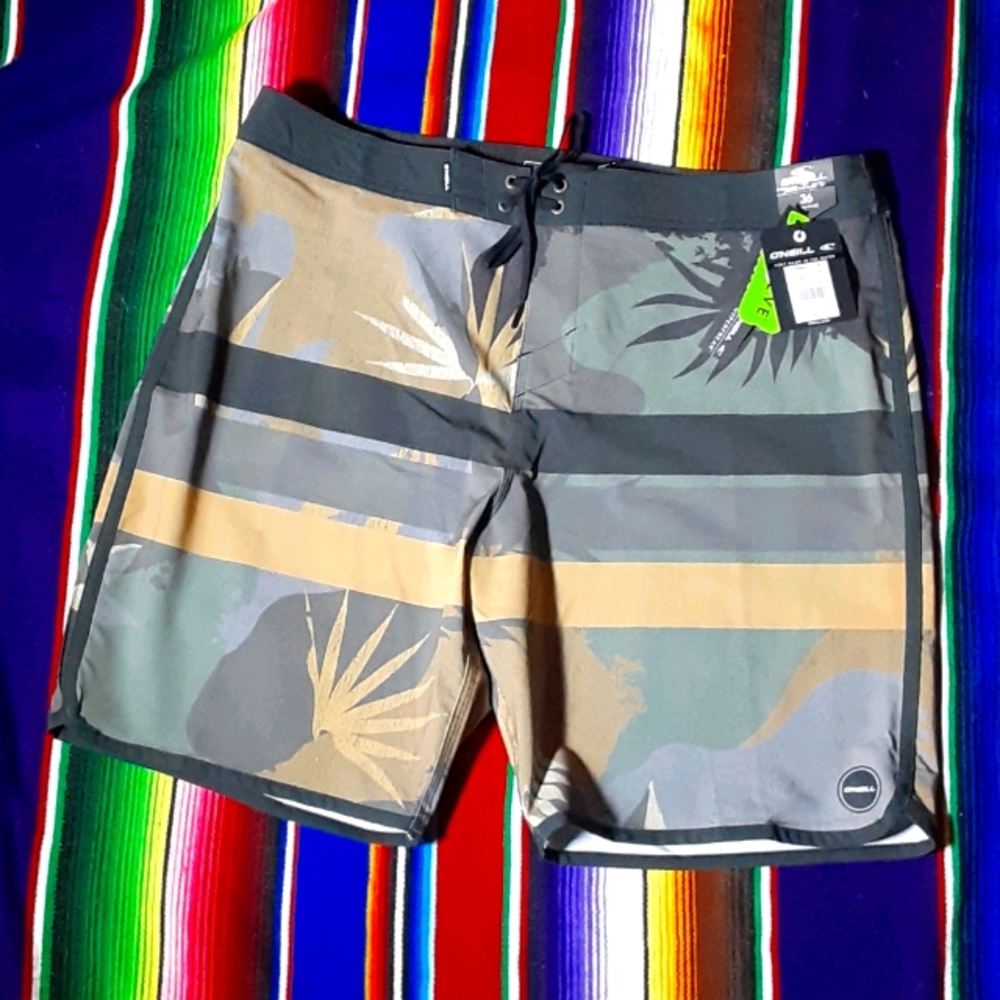 O'Neill Men's Green, Tan & Black Striped Camo Board Shorts